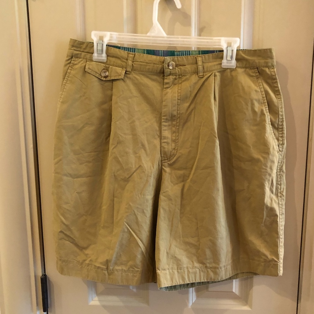 GAP Chino Khaki Pleated Front Shorts